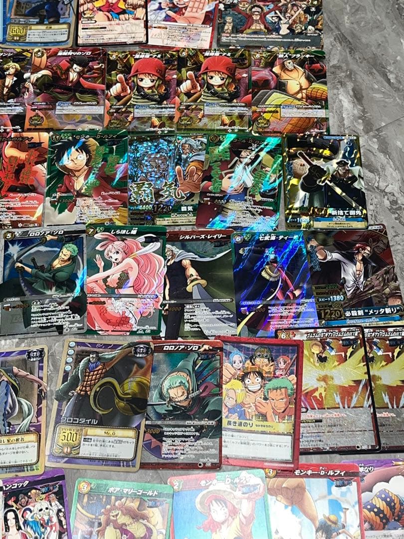 希少　限定品　ミラバト　ワンピース　ミラクルバトルカードダス 　ルフィ　ゾロ