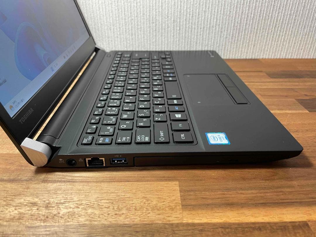 Win11搭載 dynabook 6世代i5 メモリ8GB 新品SSD256GB