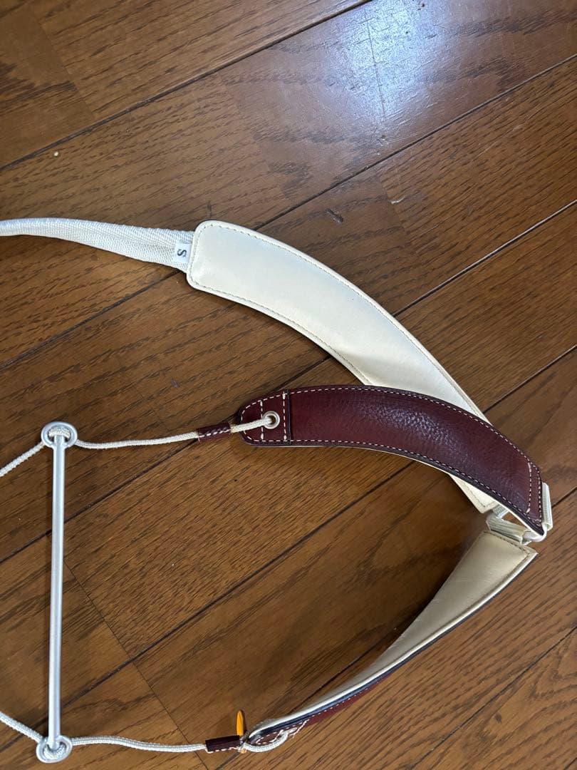 ブレスティキング サックスストラップ ホワイトとブラウン　　Sサイズ