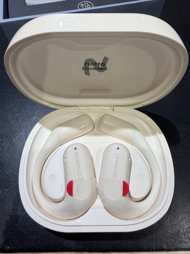 新品・未使用 Zenchord1 ワイヤレスイヤホン ホワイト　SALE