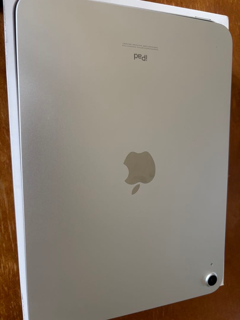 Apple iPad (第10世代) シルバー wifiモデル 256GB