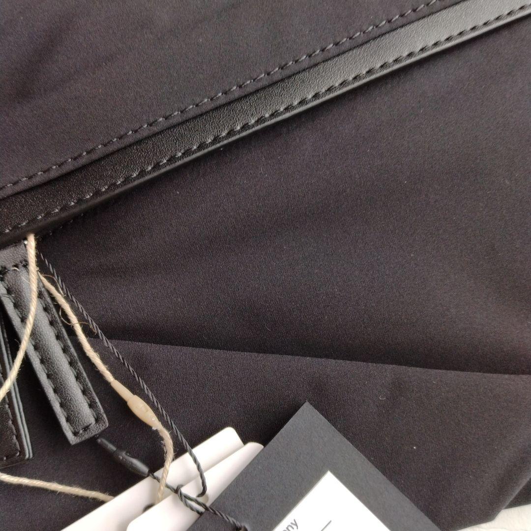 イアパピヨネ【c/est（シーエ）】ツイストボディバッグ/ウエストポーチ