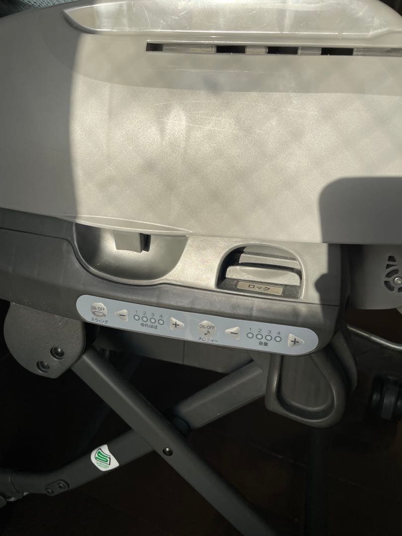 【美品】コンビ ネムリラ AT +LS 電動スウィング【おまけ】エスメラルダ枕