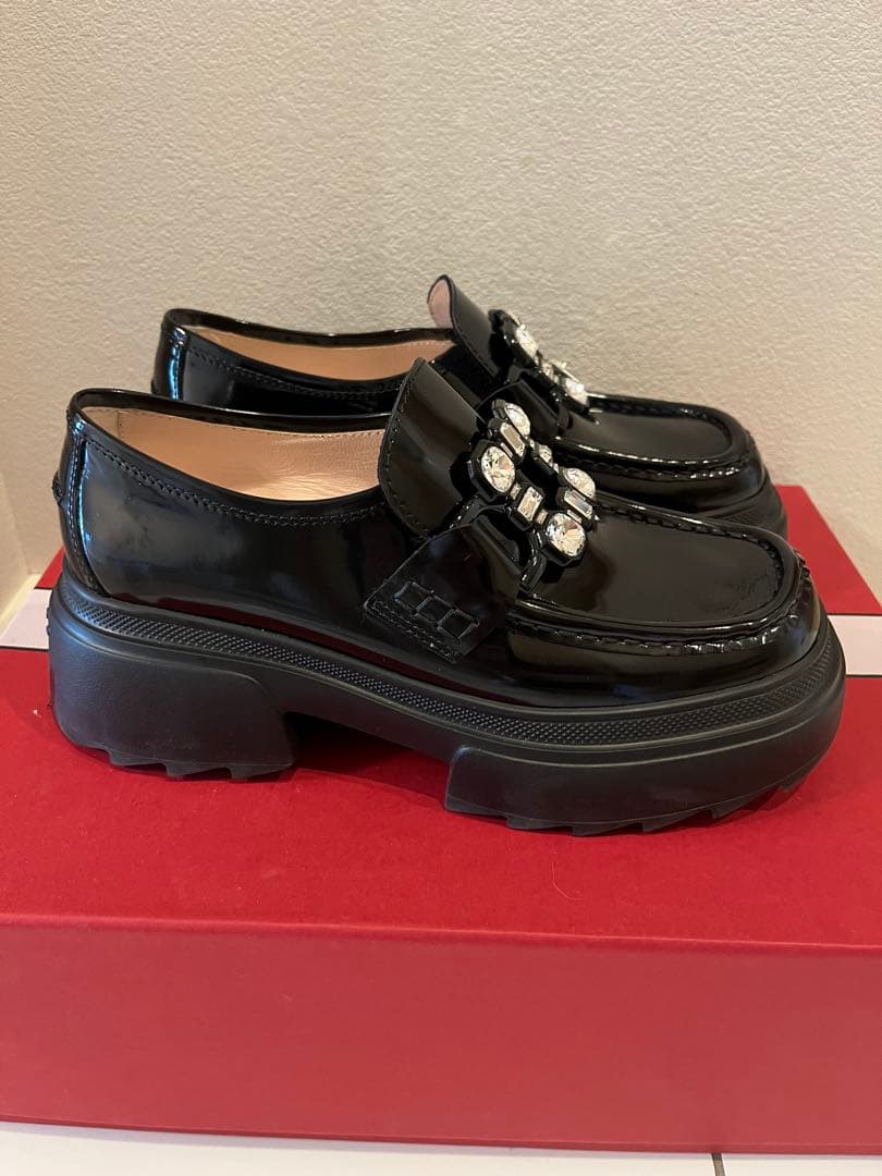 ロジェヴィヴィエ ローファー ワラ ヴィヴ ストラス バックル