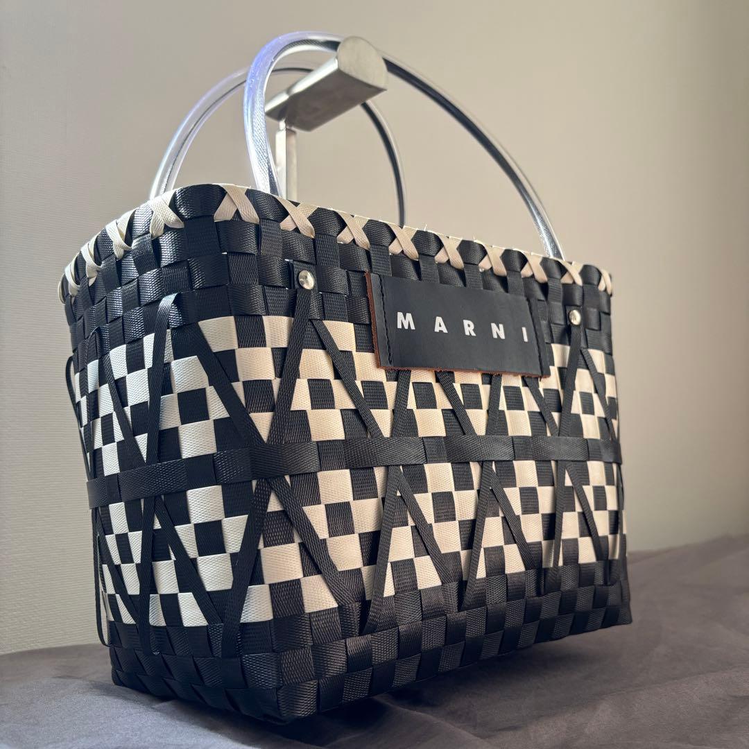 MARNI ブラック✖︎アイボリー 編み込み バスケットバッグ