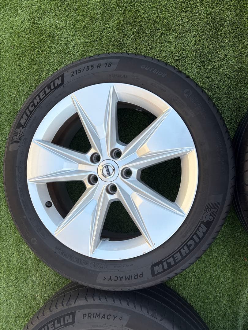 ※専用※ ボルボv60 クロスカントリー　215/55 R 18 1本