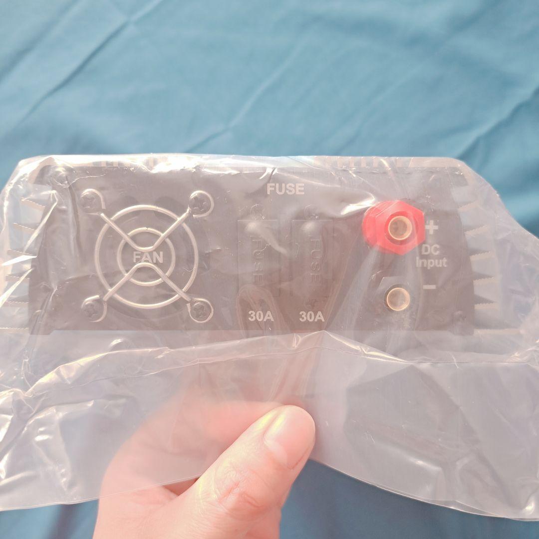 Y&H MPPT 600Wソーラーグリッドタイインバーター