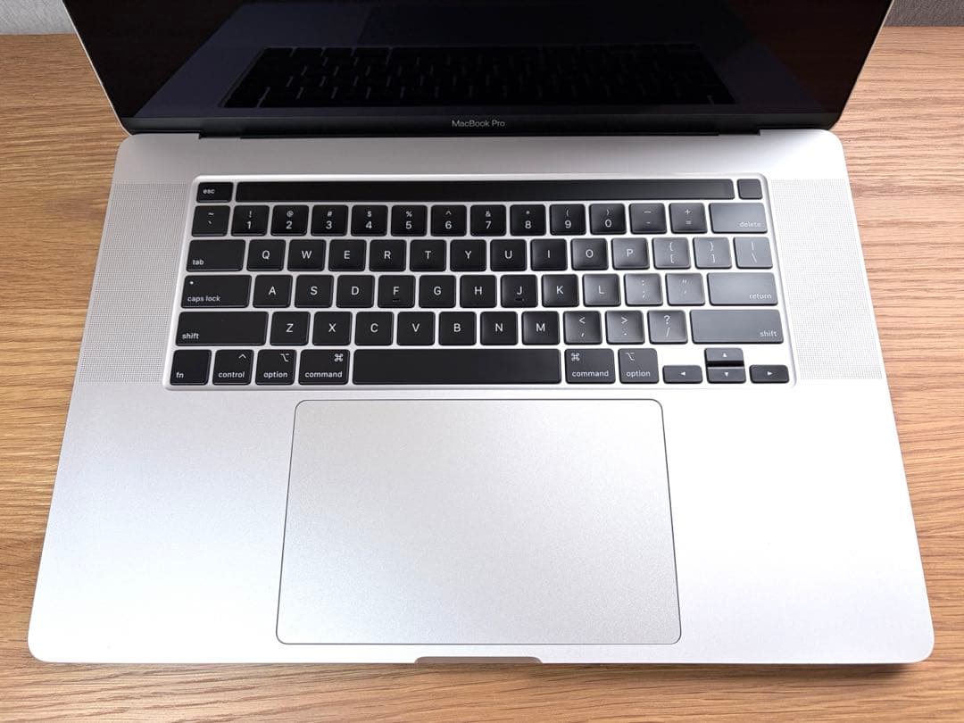 MacBookPro 16 2019 i7 メモリ16GB SSD512GB