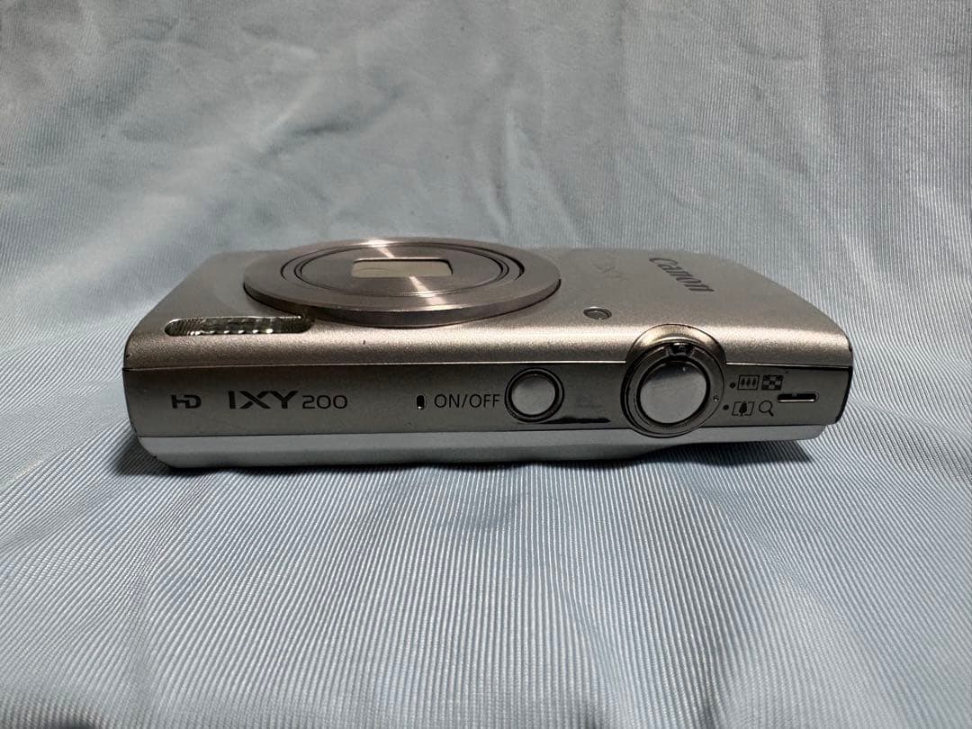 Canon IXY200シルバー コンパクトデジタルカメラ