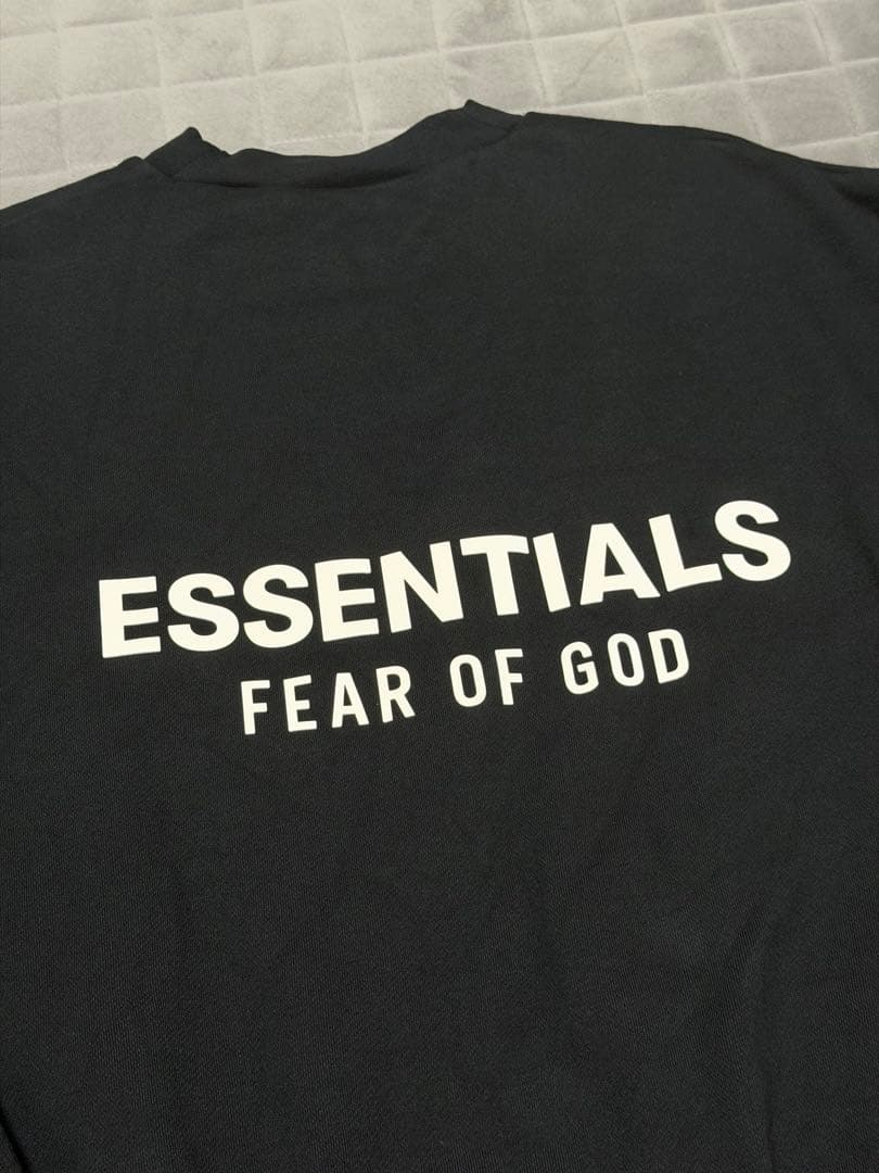 ESSENTIALS FEAR OF GOD ブラック トレーナー