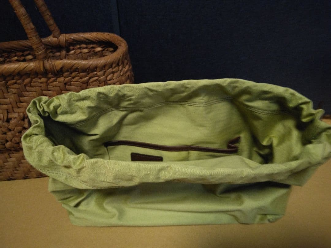 かごバッグ （山葡萄の蔓の編み込み）