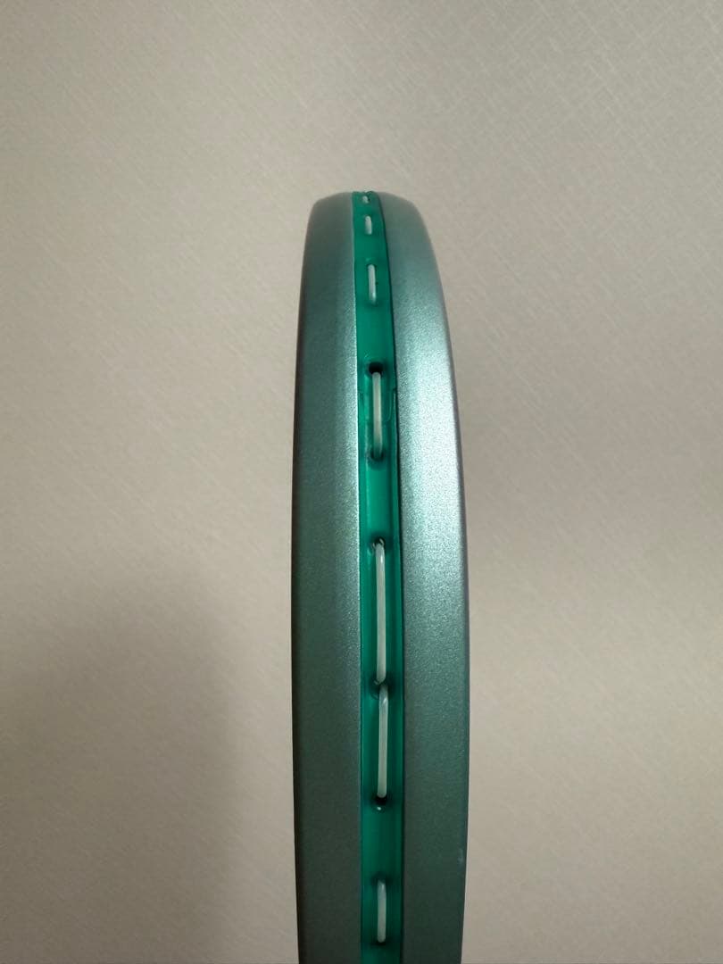 ２０２５年６月発売品　YONEX　ボルトレイジ７Ｖ