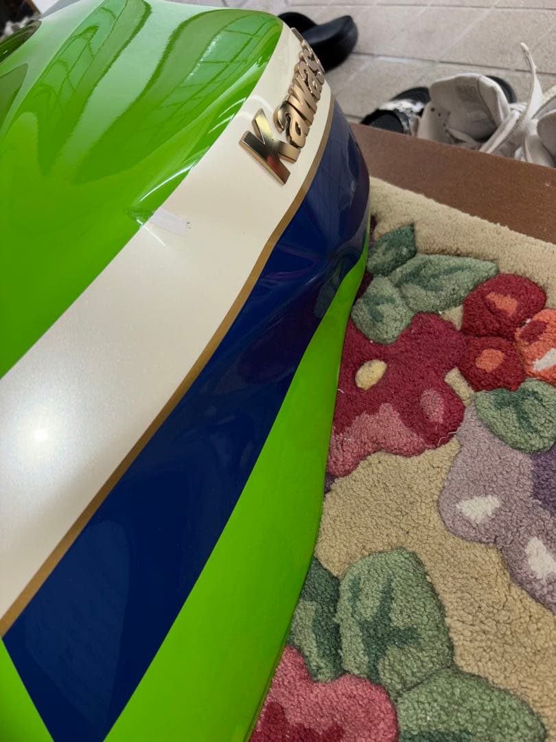 カワサキ　ZRX 1100タンク