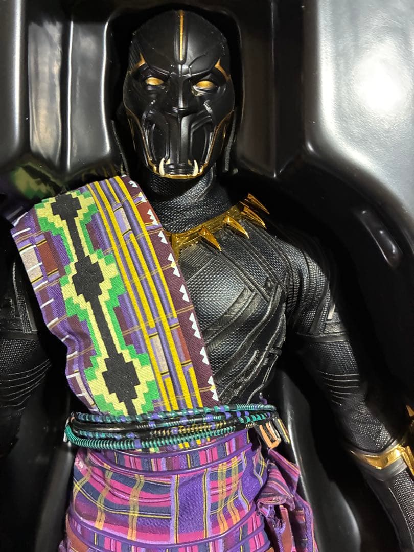 ブラックパンサー T'Chaka フィギュアmms487
