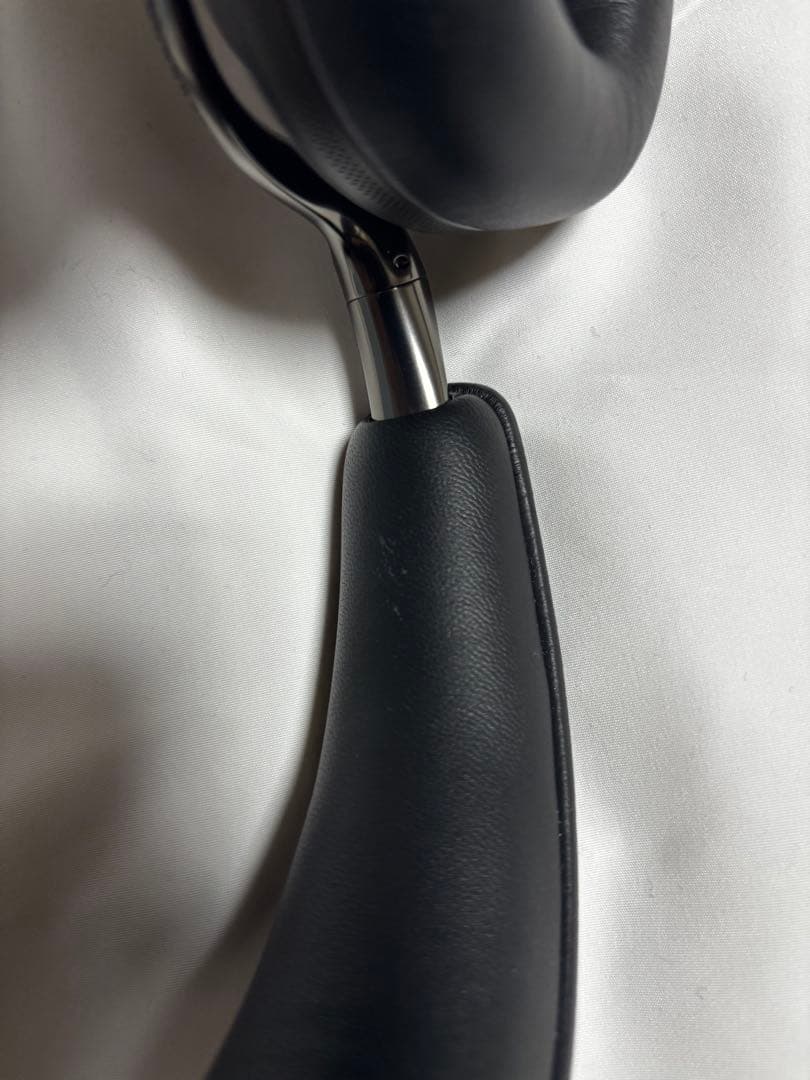 Bowers & Wilkins Px8 S2 ワイヤレスヘッドフォン