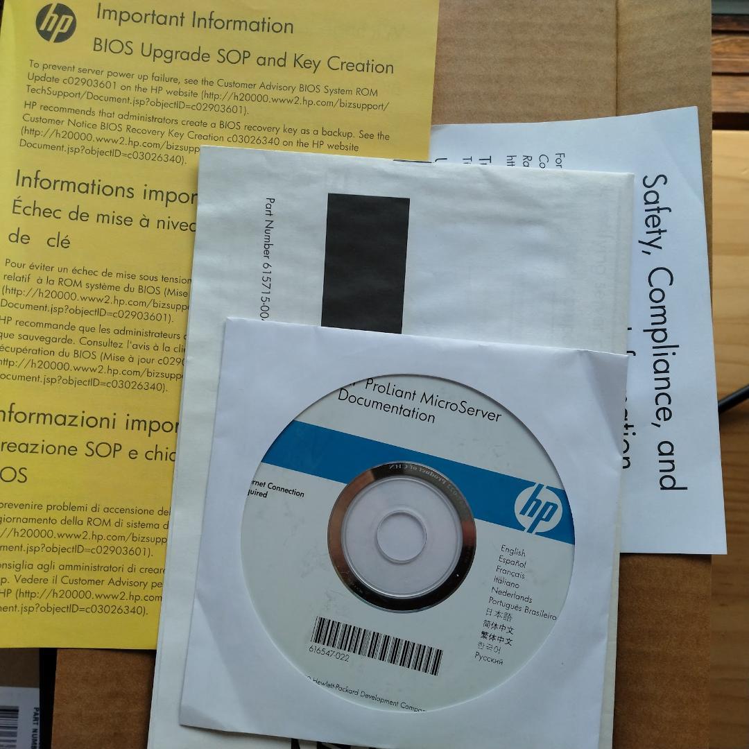 サーバー HP ProLiant MicroServer N54L