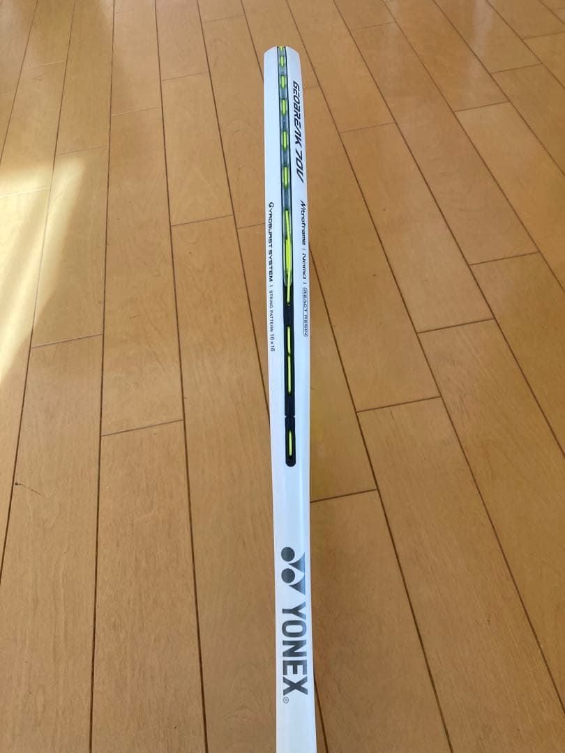 ソフトテニスラケット　ヨネックス　ジオブレイク70v UL1