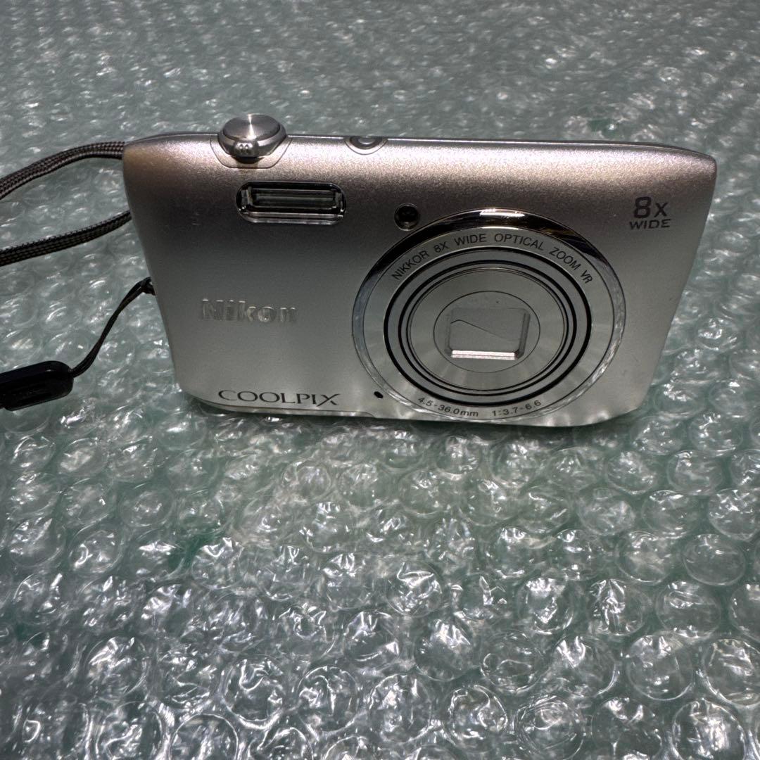 Nikon COOLPIX S3600 デジカメ