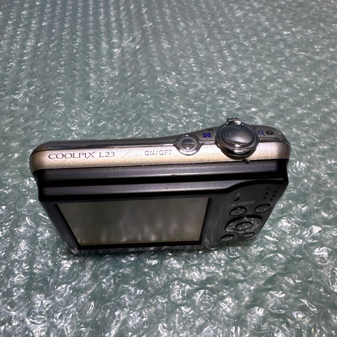 Nikon COOLPIX S3600 デジカメ