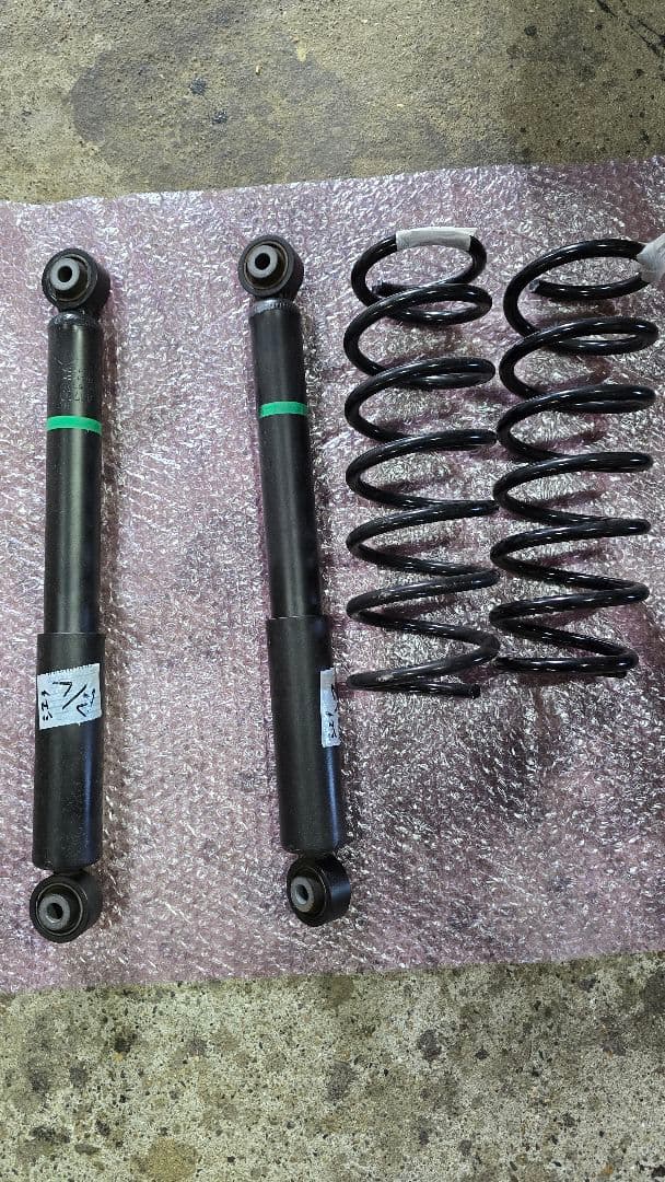 ジムニーJB74シエラ 純正足回りフルセット　新車外し交渉可