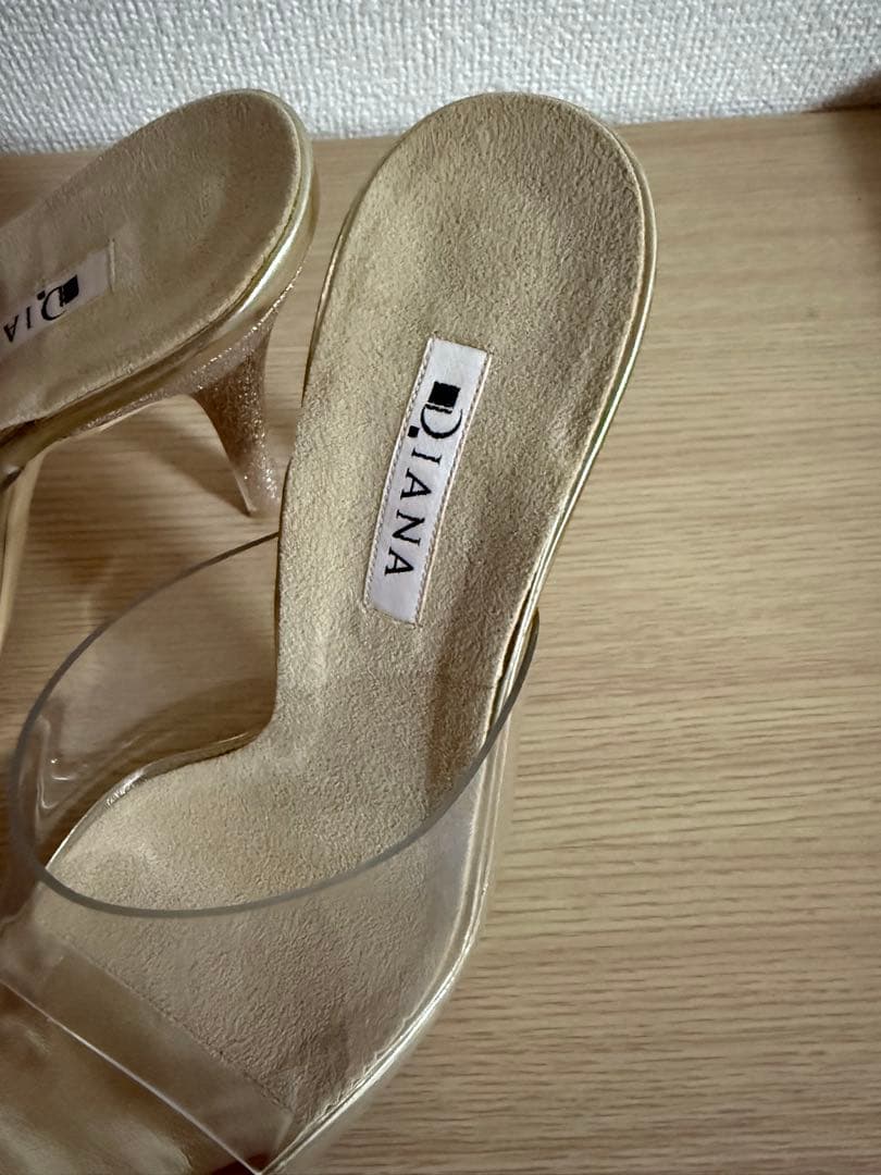 【美品】DIANA クリアヒールサンダル 25.5cmゴールド　即購入歓迎！