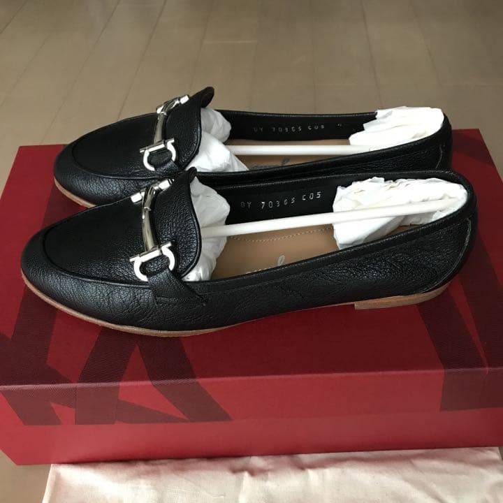 ☆フェラガモ☆　モカシン　小さいサイズ