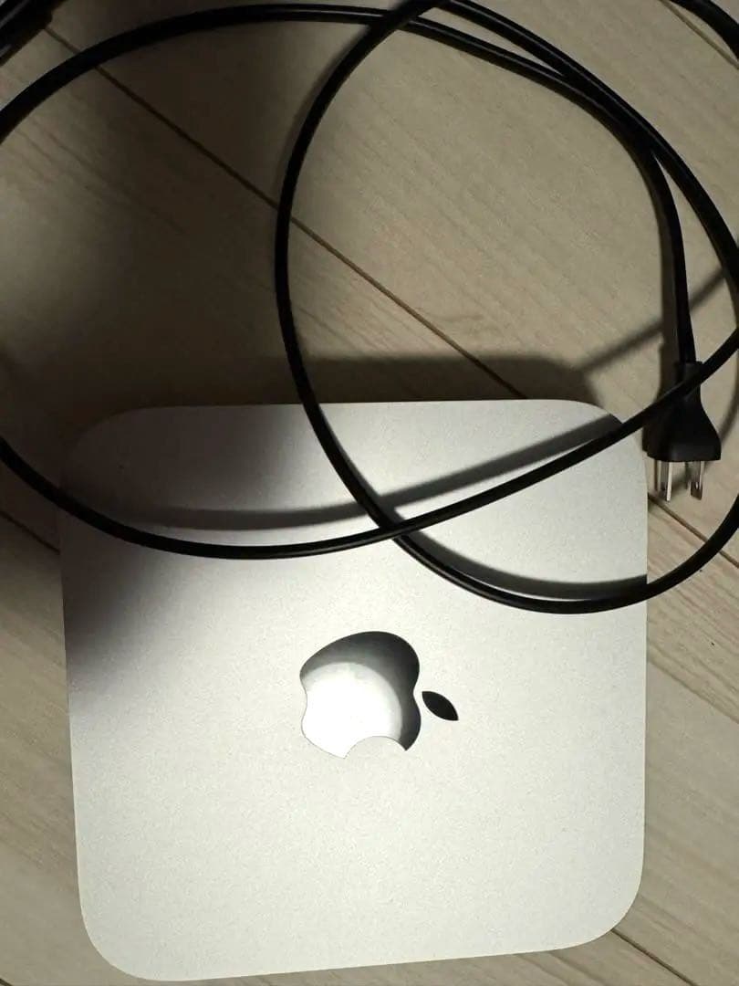 2023年　M2 Apple Mac mini シルバー 本体