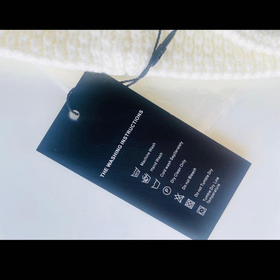 メル様　ノベルティ　白　ニット帽