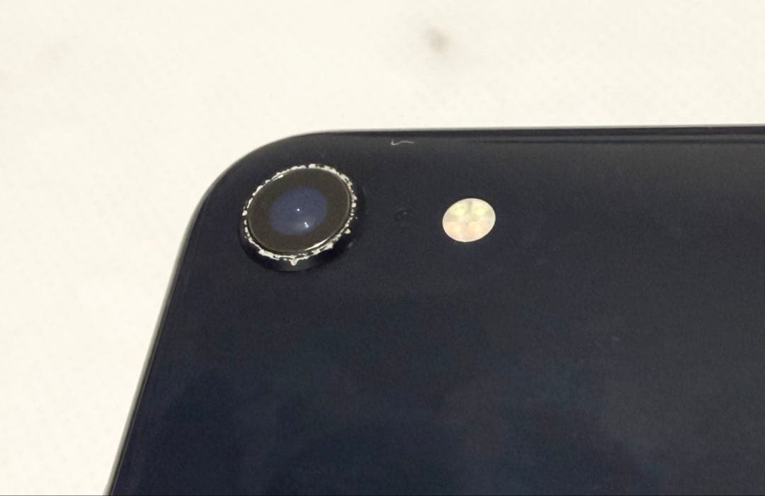 iPhone SE第3世代 64GB ミッドナイト 最大容量84％ SIMフリー