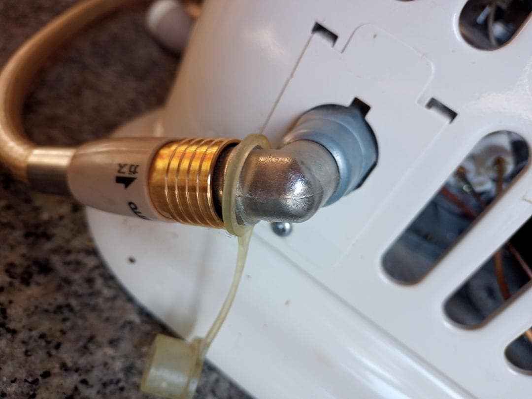 訳有.リンナイ R-852PMS3(D)-13A ガス赤外線ストーブ 都市ガス用