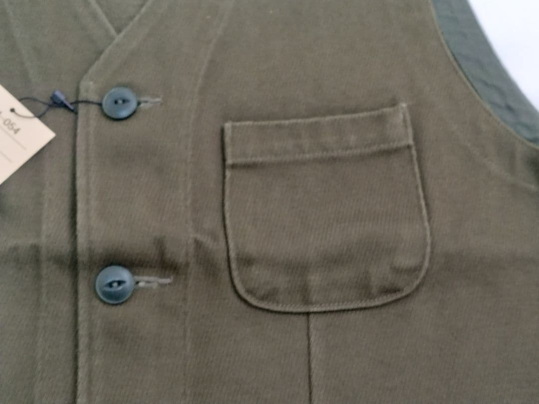 桃太郎ジーンズ ミリタリーウィップコードベスト 04-054 /L　 オリーブ