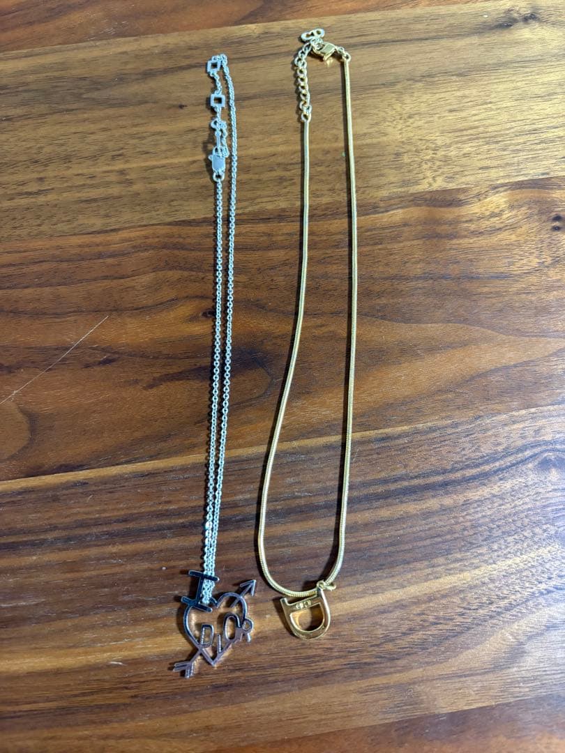 Dior ネックレス　2点