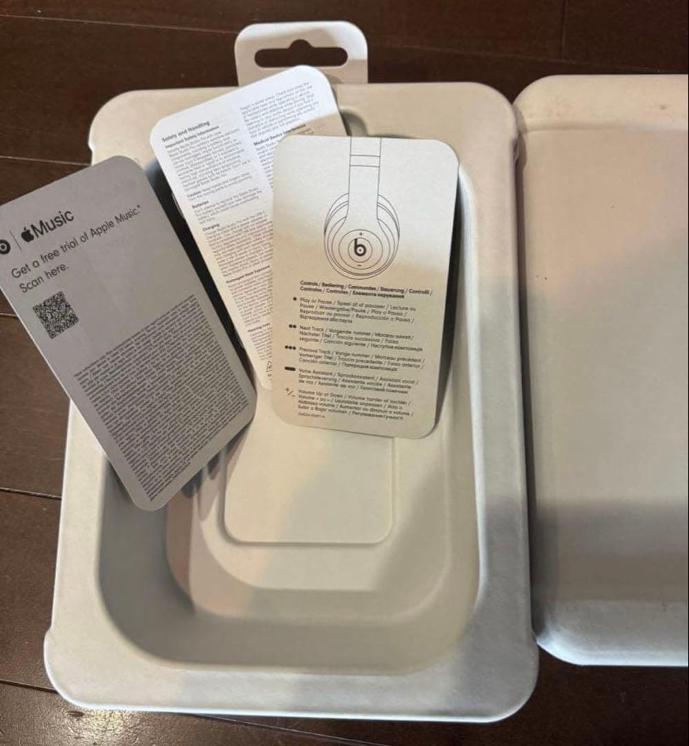 beats & stussy ヘッドホン