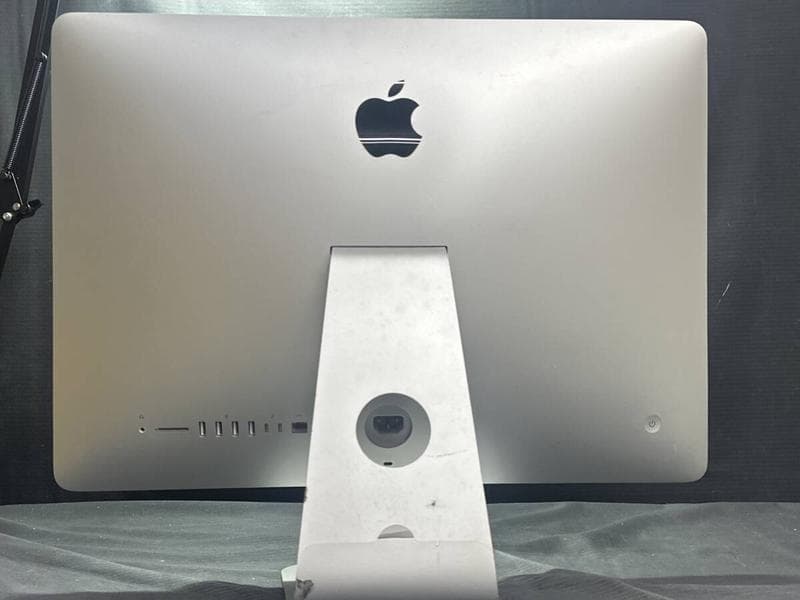 良品/Apple 21.5 iMac i5 7世代/FusinDrive