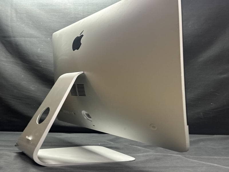 良品/Apple 21.5 iMac i5 7世代/FusinDrive