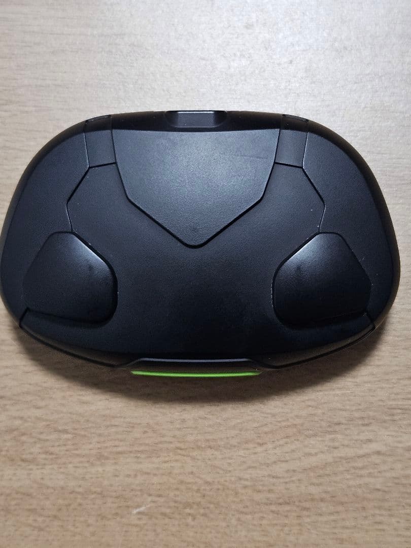 EVA2020×final 完全ワイヤレスイヤホン