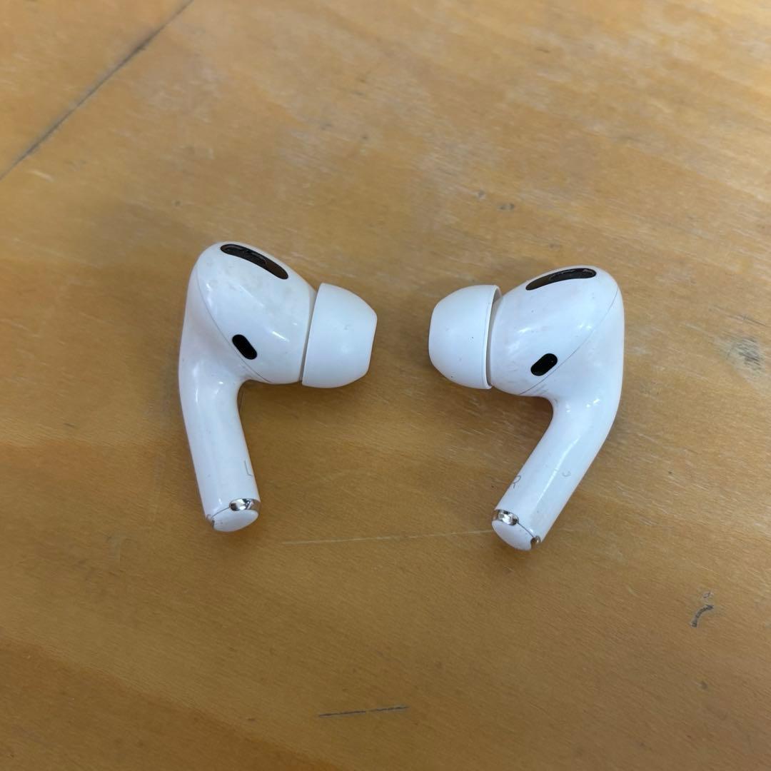 AirPods Pro ワイヤレスイヤホン ホワイト　純正