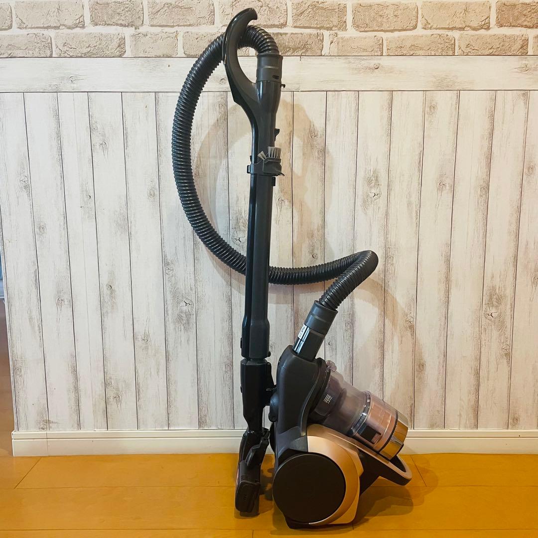 【美品】Panasonic サイクロン掃除機 MC-SR35G 小型軽量静音設計