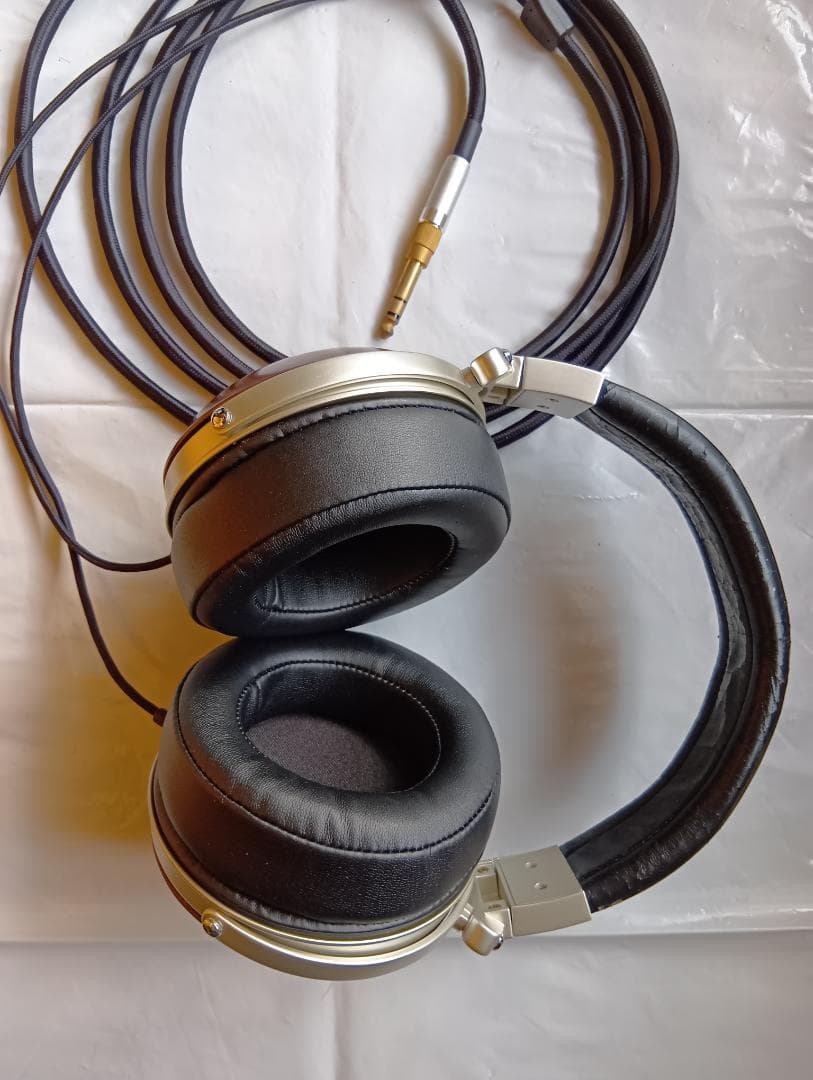 【廃番】DENON AH-D5000 ヘッドホン 天然木ハウジング