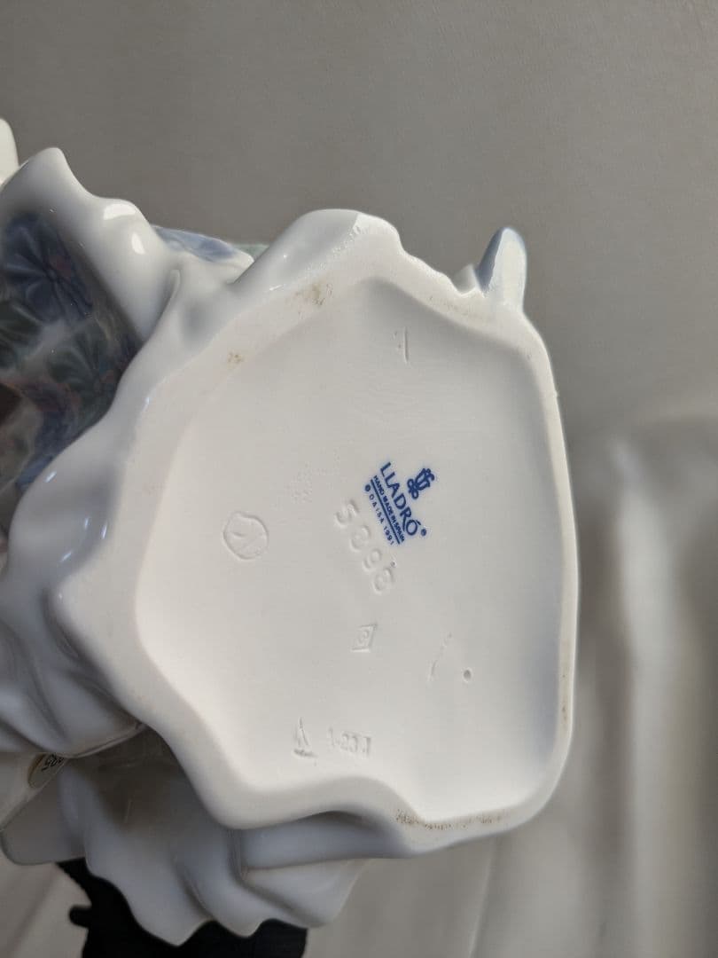 スペイン製 LLADRO リヤドロ 5898 春の輝き 置物