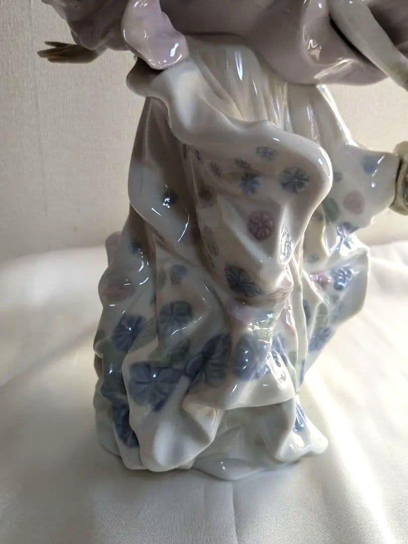 スペイン製 LLADRO リヤドロ 5898 春の輝き 置物