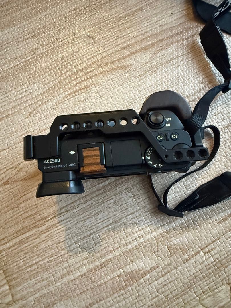 お値下げ中！SONY α6500 ミラーレス一眼 本体+ケージ他