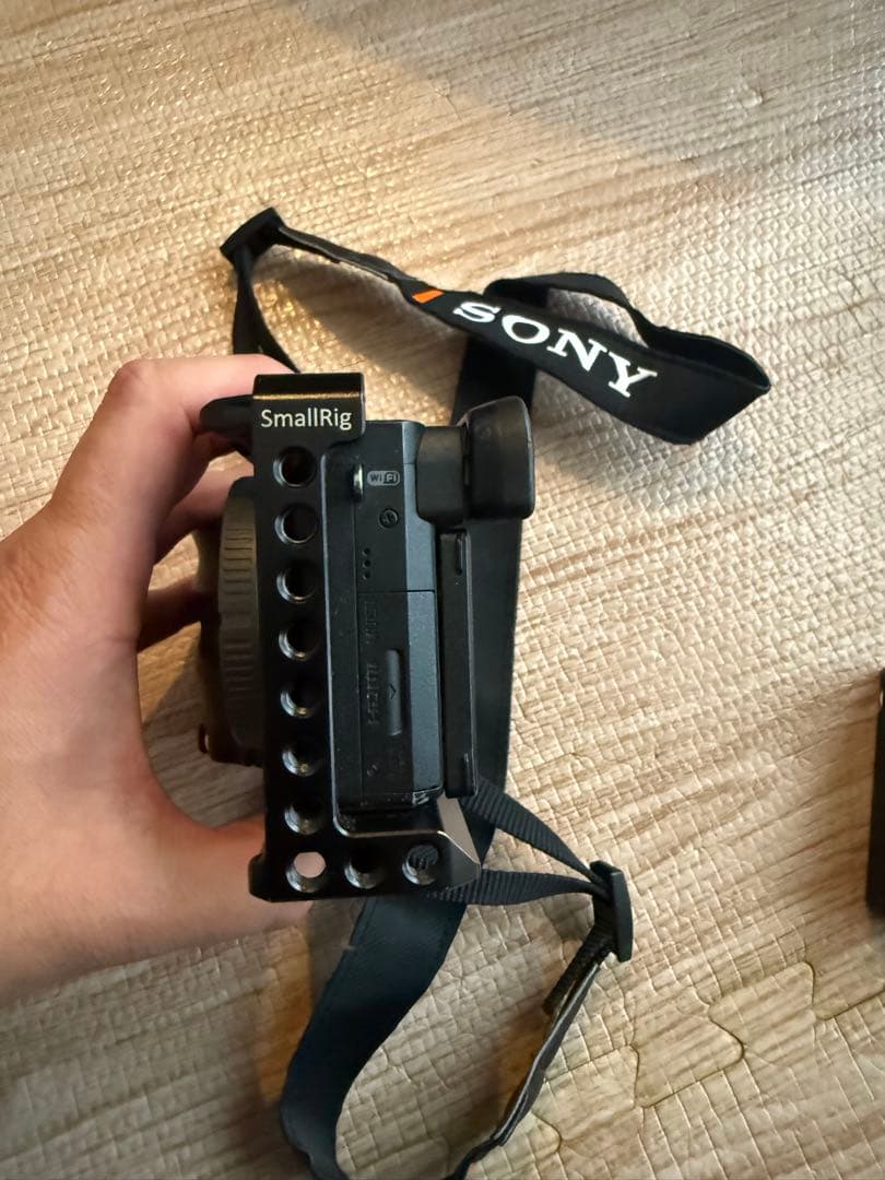 お値下げ中！SONY α6500 ミラーレス一眼 本体+ケージ他