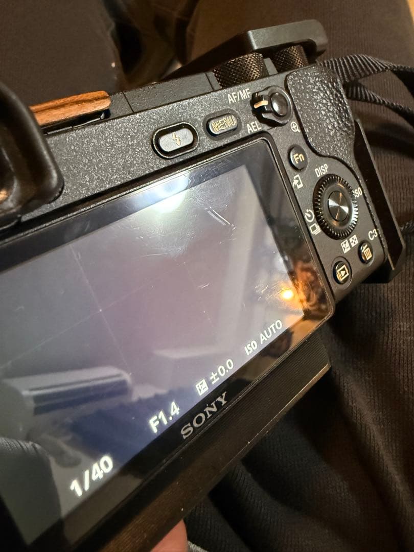 お値下げ中！SONY α6500 ミラーレス一眼 本体+ケージ他