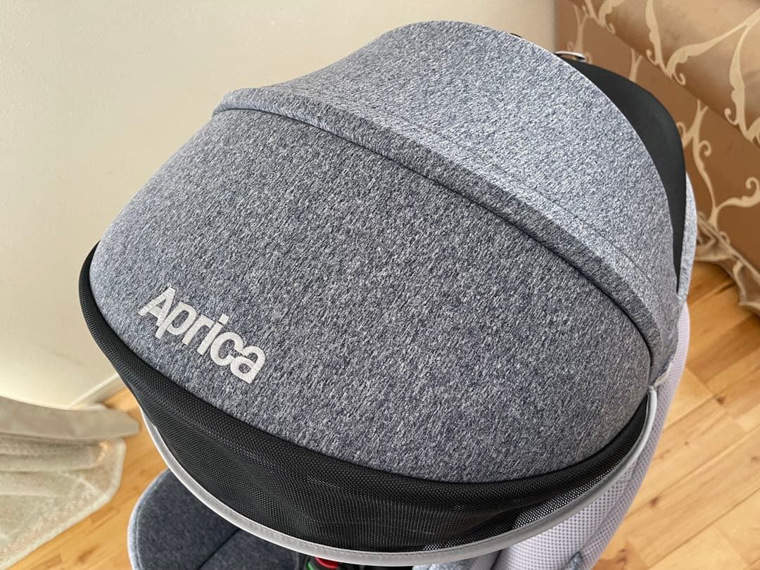 【美品】アップリカ クルリラAC 新生児チャイルドシート isofix