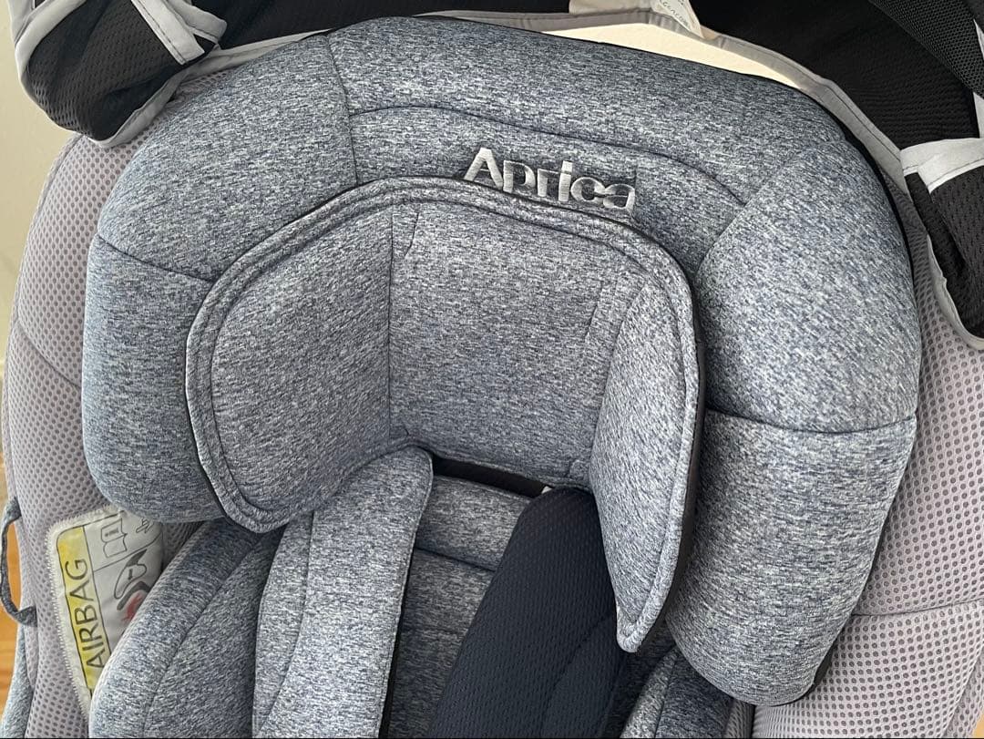 【美品】アップリカ クルリラAC 新生児チャイルドシート isofix