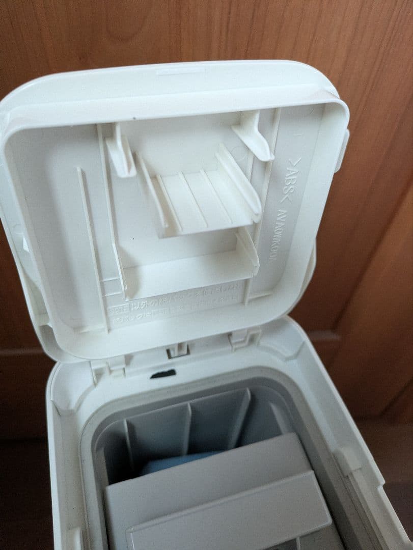 パナソニック　MC-NC10K スティッククリーナー 2021年式