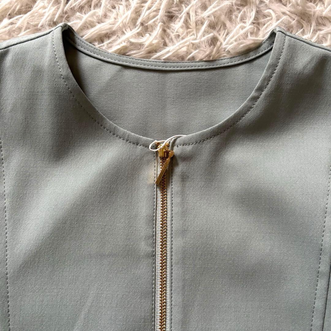 新品【ダーマコレクション】ジップアップワンピース　ノーカラー　ライトグリーン