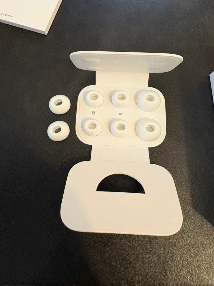 【総額6万】AirPods Pro2 本体+belkin充電器+レザーケース付き