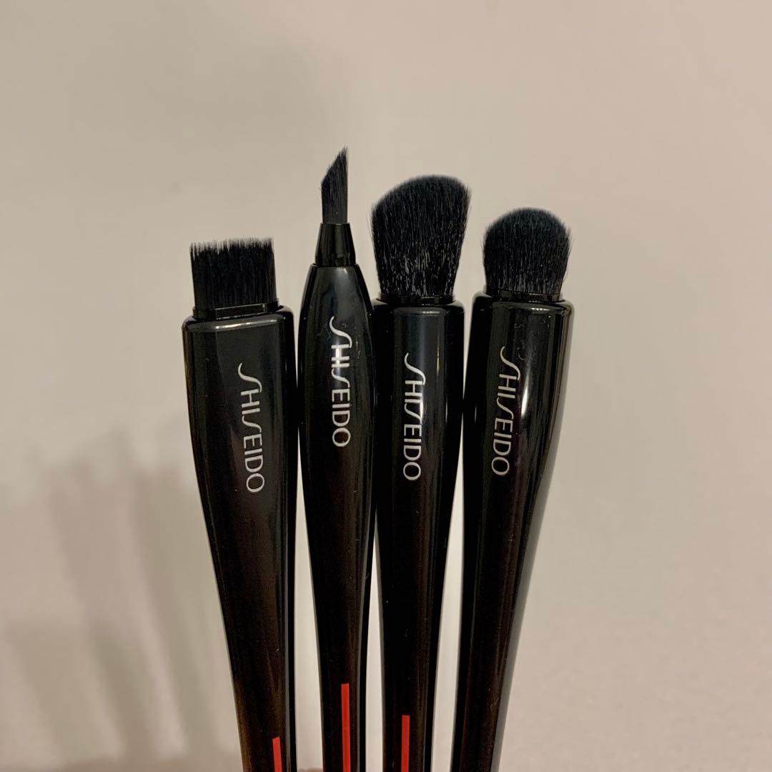 資生堂　メイクブラシ 4点セット